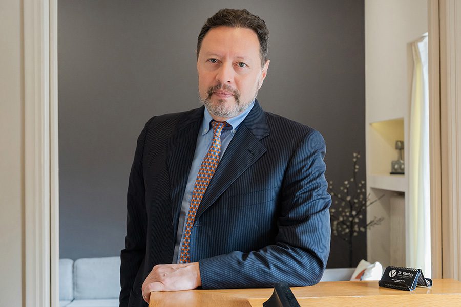 Vlachos_2025-about Dr Vlachos